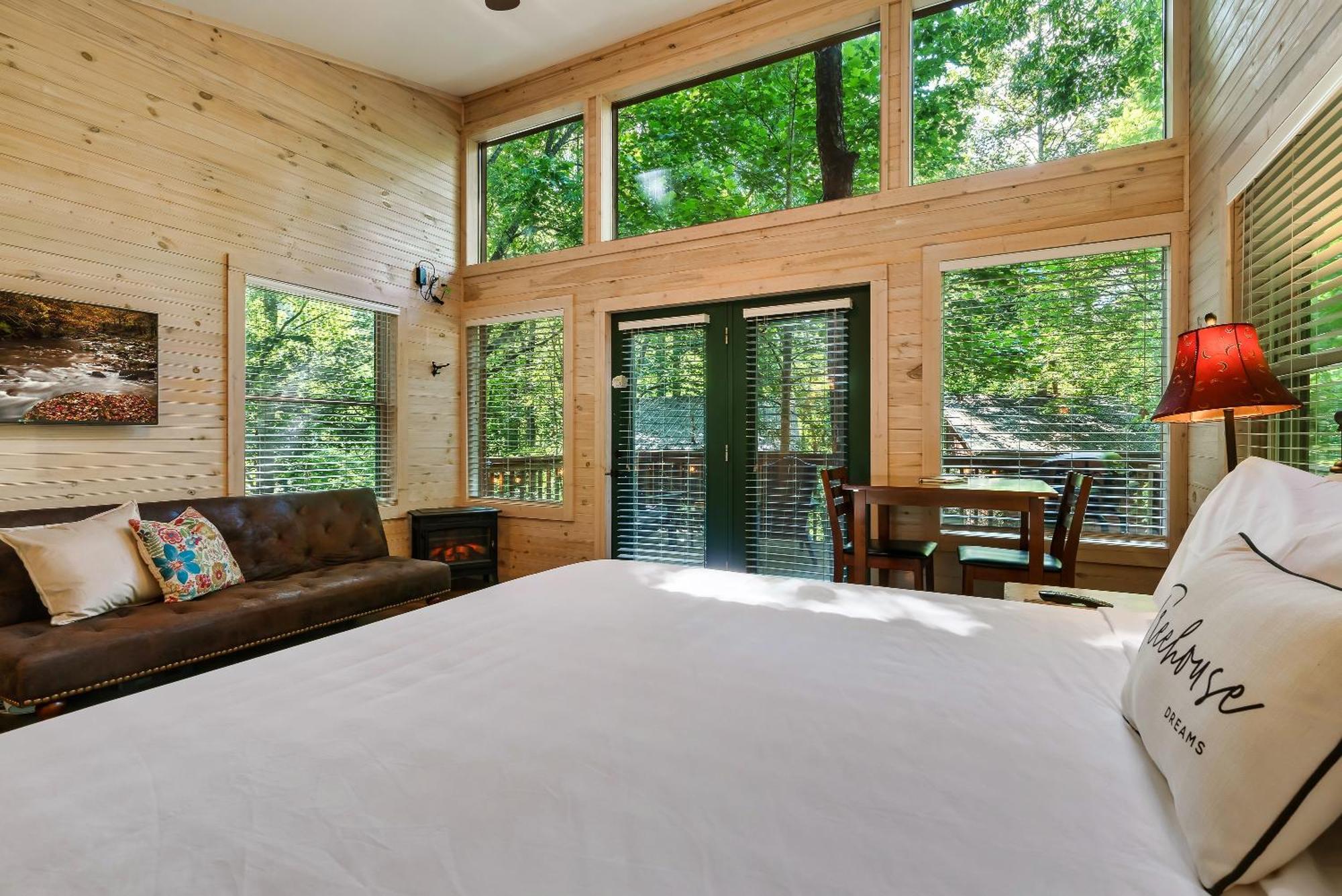 Rivers Edge Treehouses Robbinsville Esterno foto