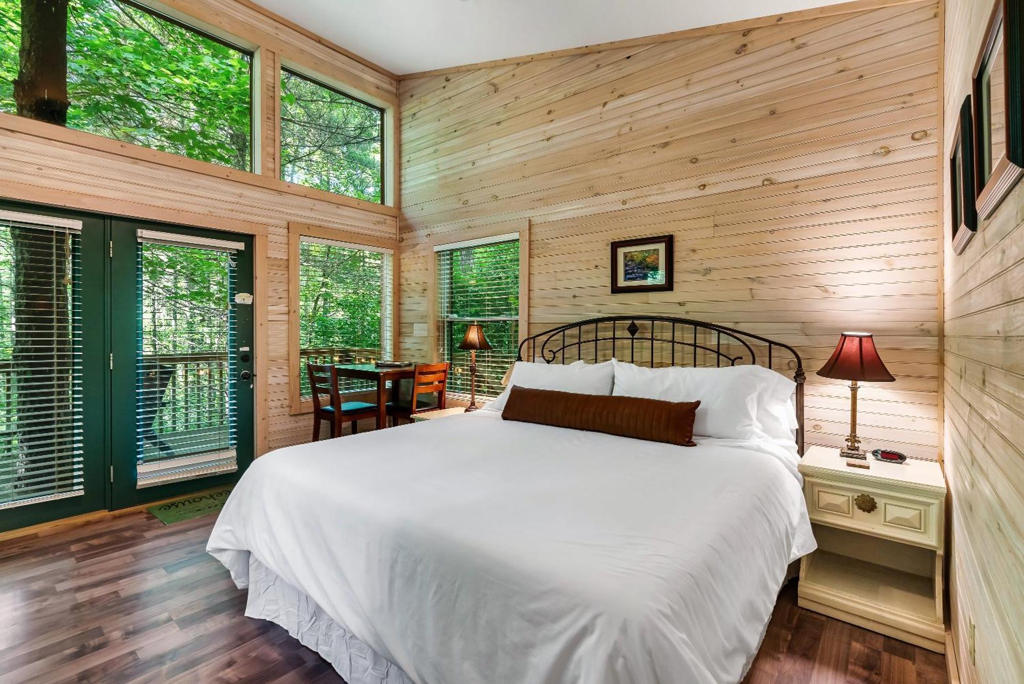 Rivers Edge Treehouses Robbinsville Esterno foto